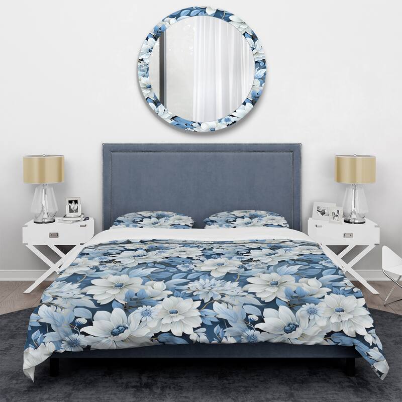 Designart "Blue And White Blooming Floral Pattern III" White Cottage